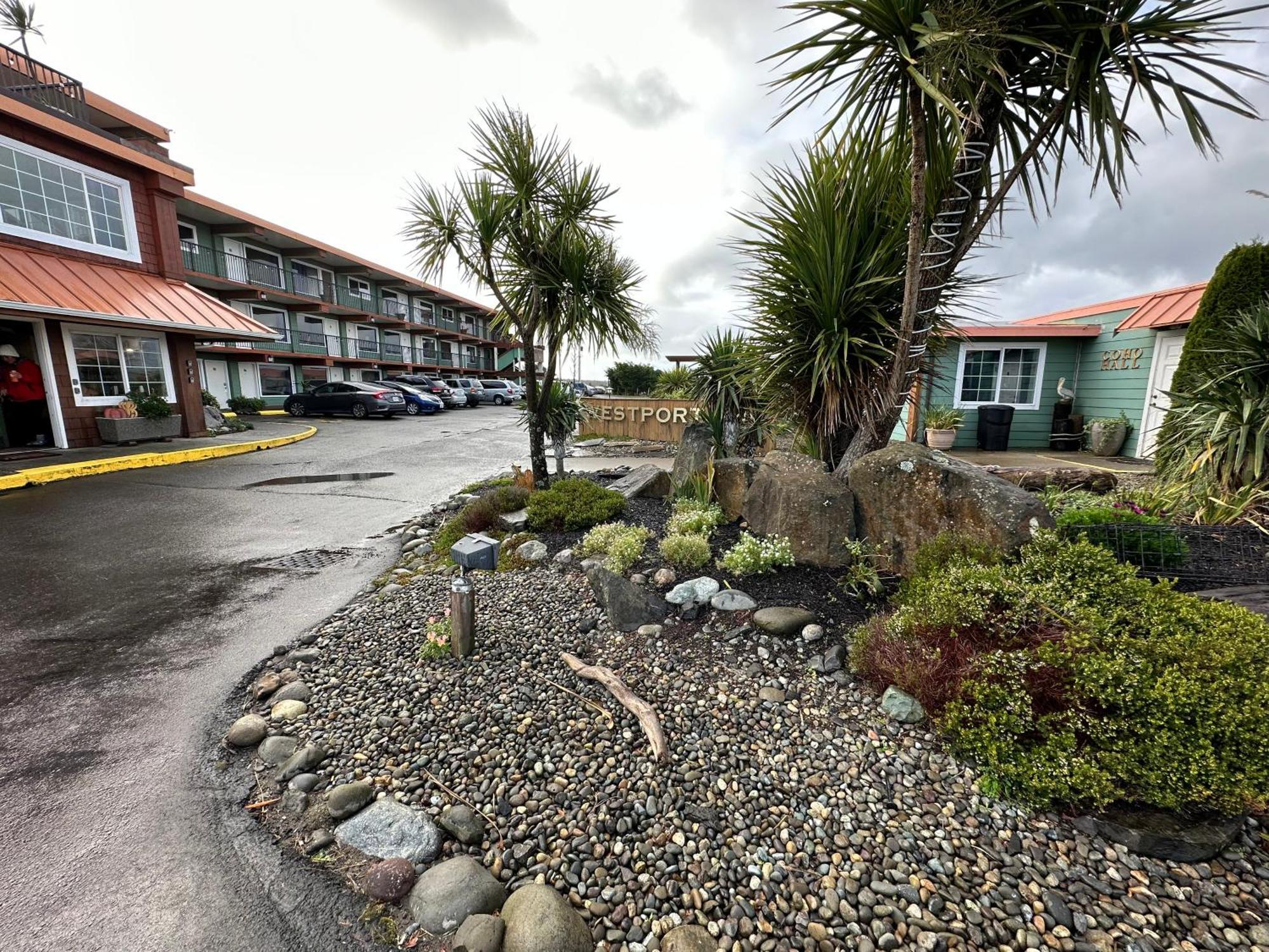 Westport Inn Ngoại thất bức ảnh