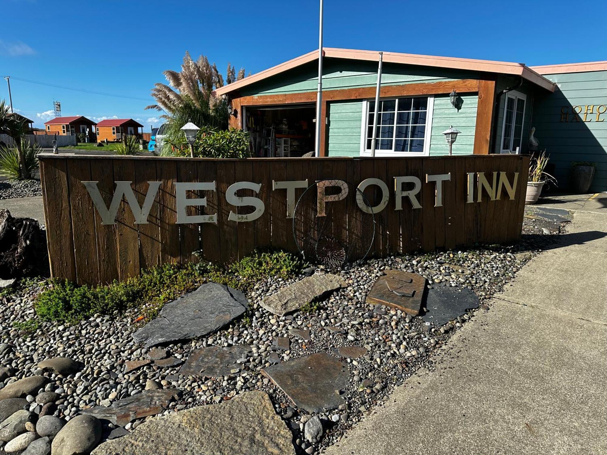 Westport Inn Ngoại thất bức ảnh
